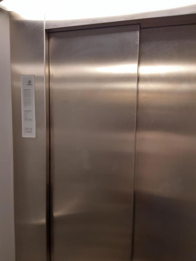 Apartamento Luminoso Urb. Quinta Das Palmeiras 포르체스 외부 사진
